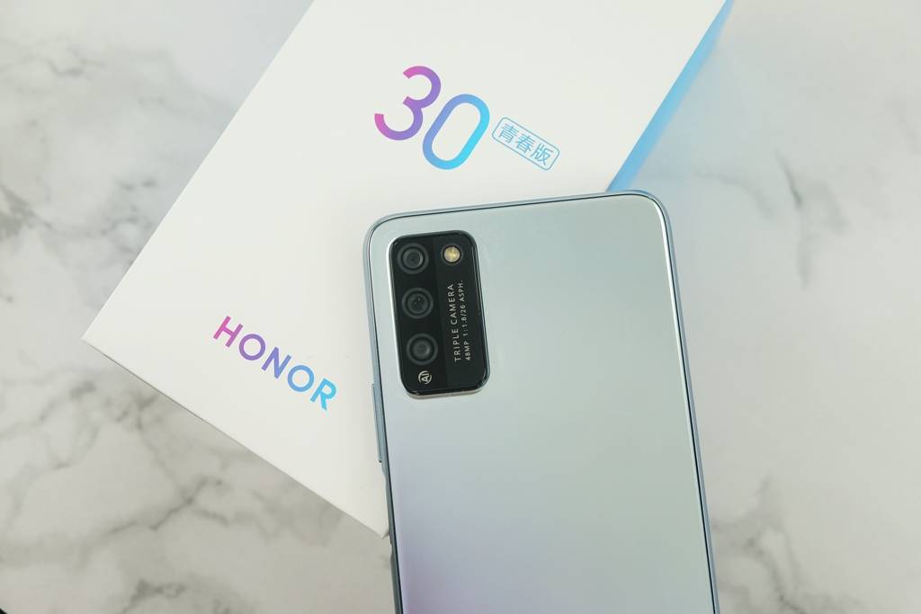 原创体验千元5g手机乐此不疲:荣耀30青春版全面评测