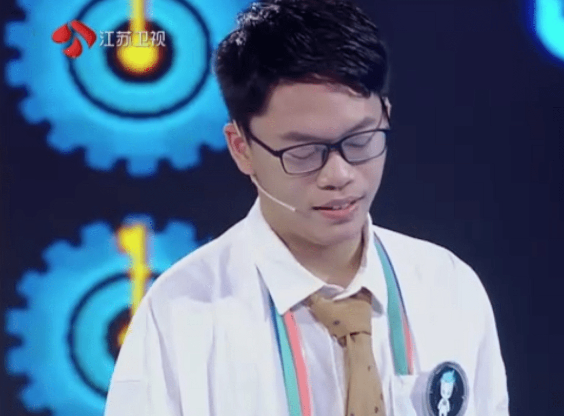 《最强大脑》黄明睿淘汰太可惜,他一个举动直接让陈小乔躺赢晋级
