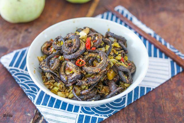 三伏天,吃鱼吃肉都不如吃它滋补,开胃又解馋,吃过的人少