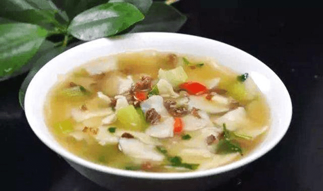 比如西北人民喜好的富有地域特色的"汤饼"便经过交流