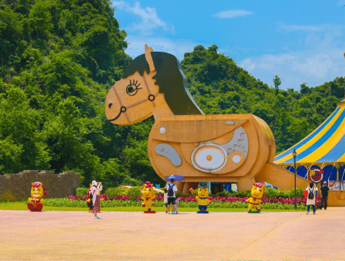 广西德保矮马王国盛大开园