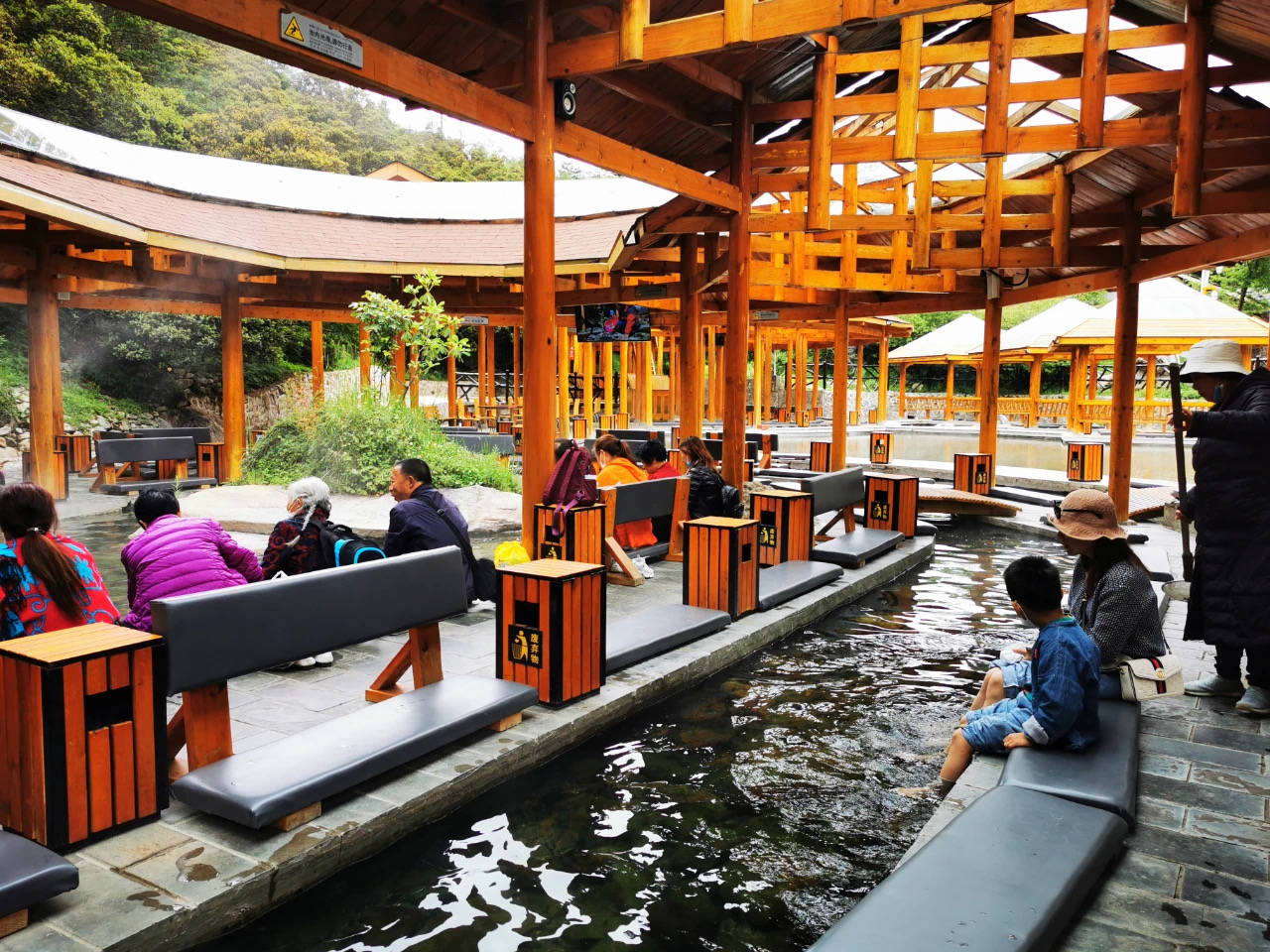 毕业季 免费去康定情歌(木格措)景区观雪山花海 草原湖泊