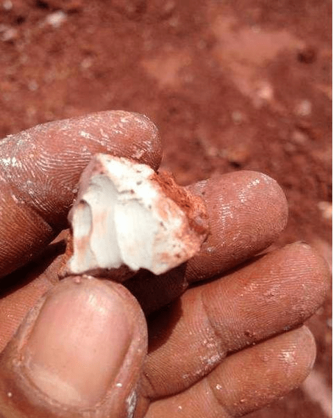 爷爷奶奶辈吃过的"观音土",到底是个什么东西?_年代