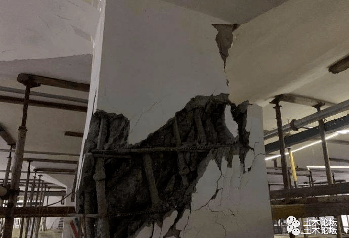 柱子剪切破坏符合上浮结构破坏特征