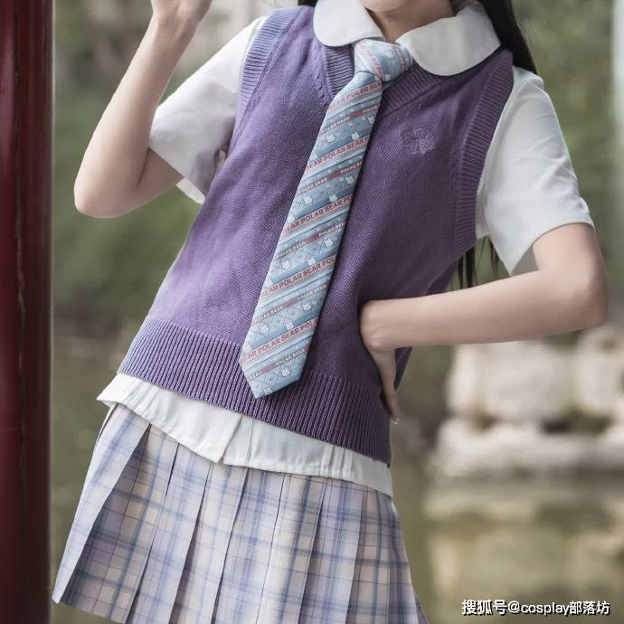 jk少女兔子小姐姐朝你走来咯