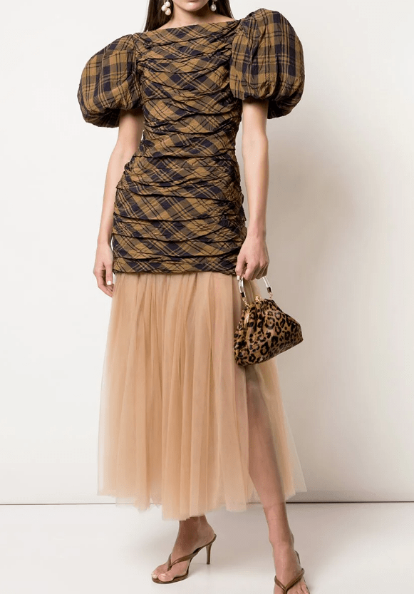 今年最火的泡泡袖服饰元素,你还没有穿上吗?_设计