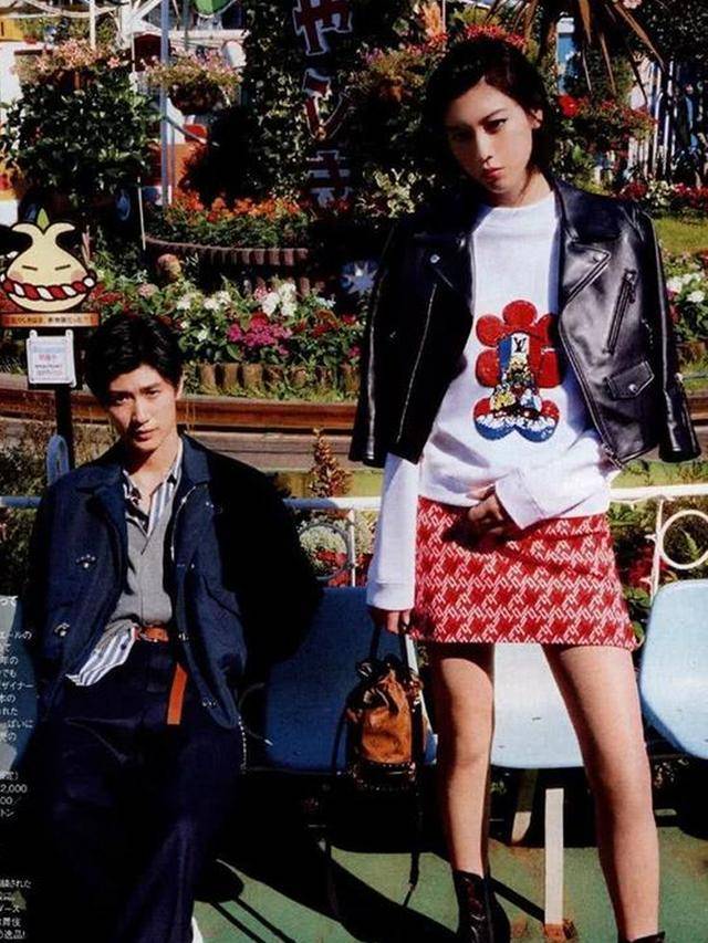 三吉彩花因前男友又火了?穿t恤被夸像初恋,长脸还长出优越感了