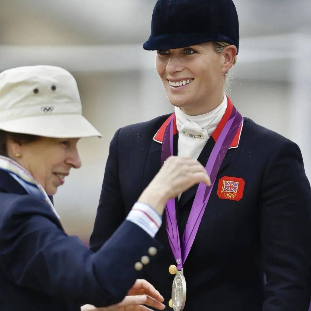 安妮公主和女儿萨拉