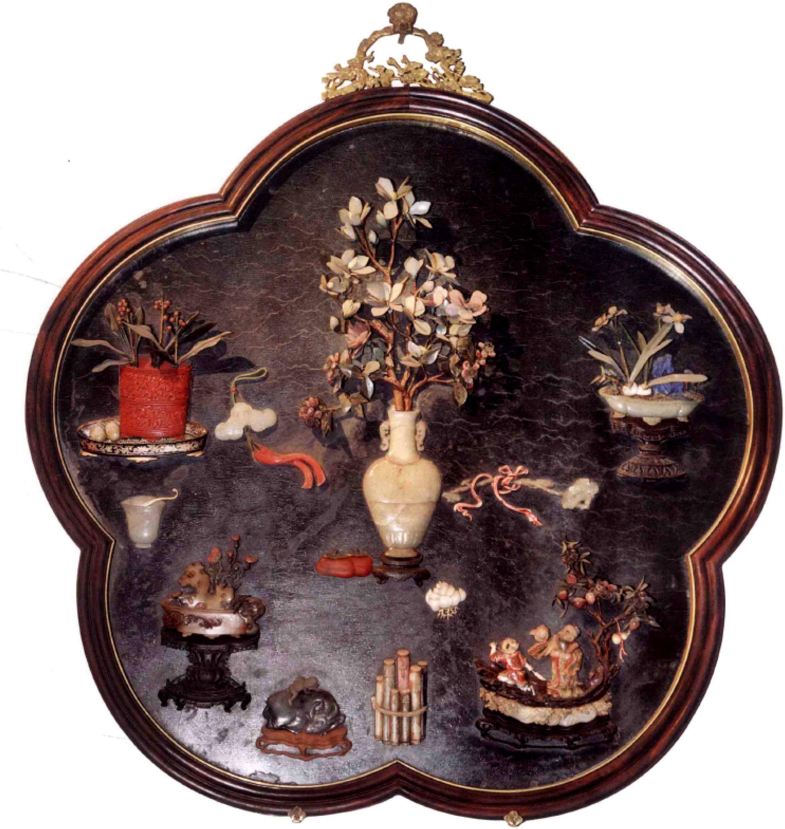 原创故宫镶嵌家具,精美的插屏和挂屏,铜和各种宝石巧妙组合而成