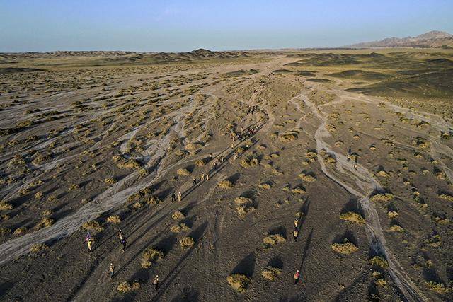 4天3夜108公里的敦煌戈壁徒步挑战赛,是一场自我修行的旅程