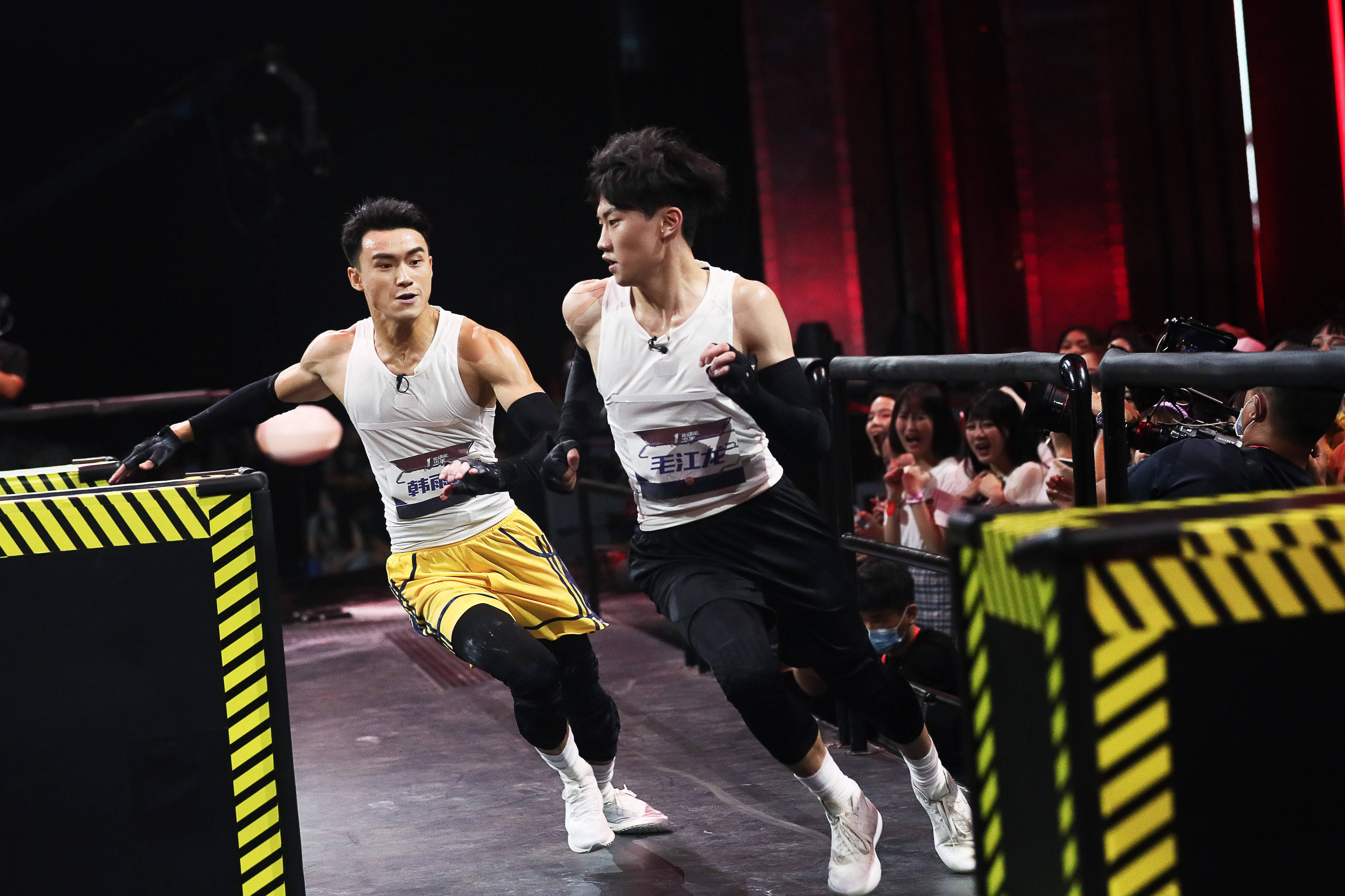 《运动吧少年》北大学霸被张继科赞跑酷少年