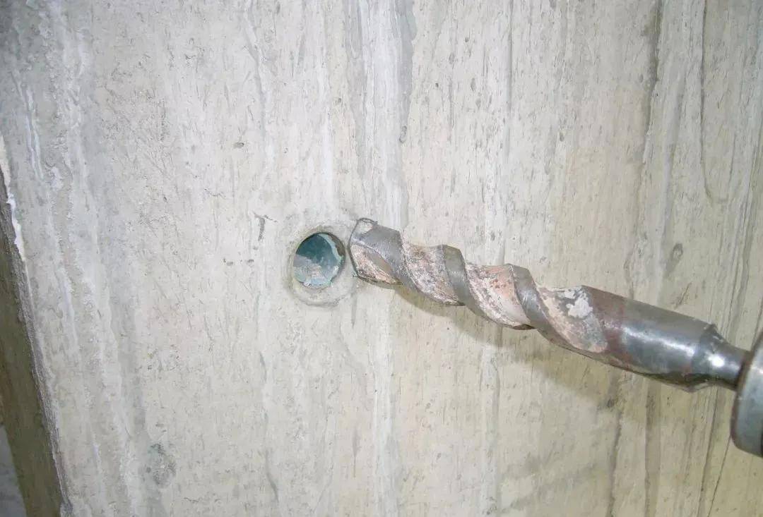 外墙螺杆洞如何封堵?来施工现场看一看