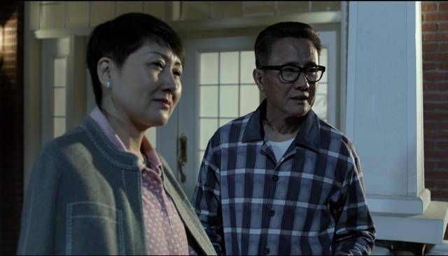 从结婚以来,高小凤和高育良就两地分居,高小凤在