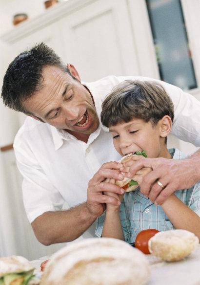 原创5岁孩子因这种喂饭方式得脾衰竭医生家长别再坑娃了