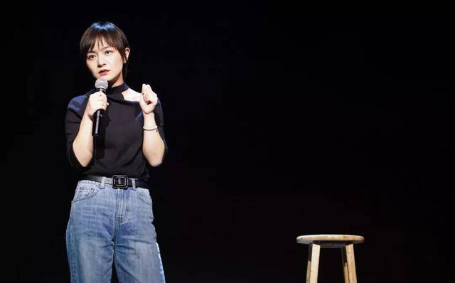 原创脱口秀一姐思文用亲身经历告诉你她是如何辩赢了天下输了家的