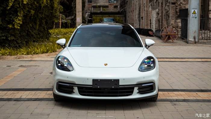 高尔夫r车主的新宠保时捷panamera4sportturismo