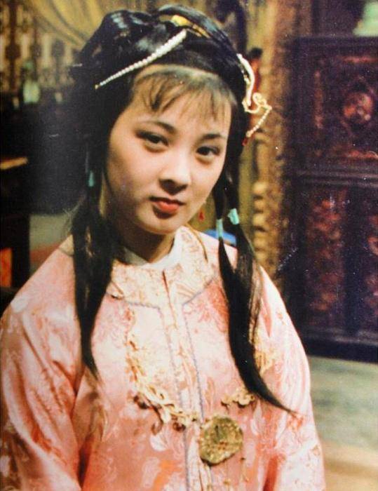惜春在红楼梦里的故事情节不多,但是从这不多的情节里依旧能窥探出她