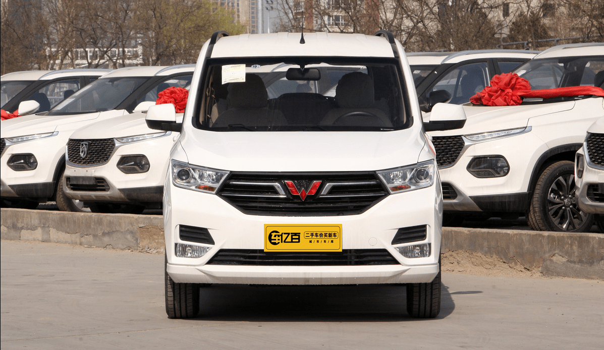 五菱宏光s2020款15l手动舒适型国vi特价出