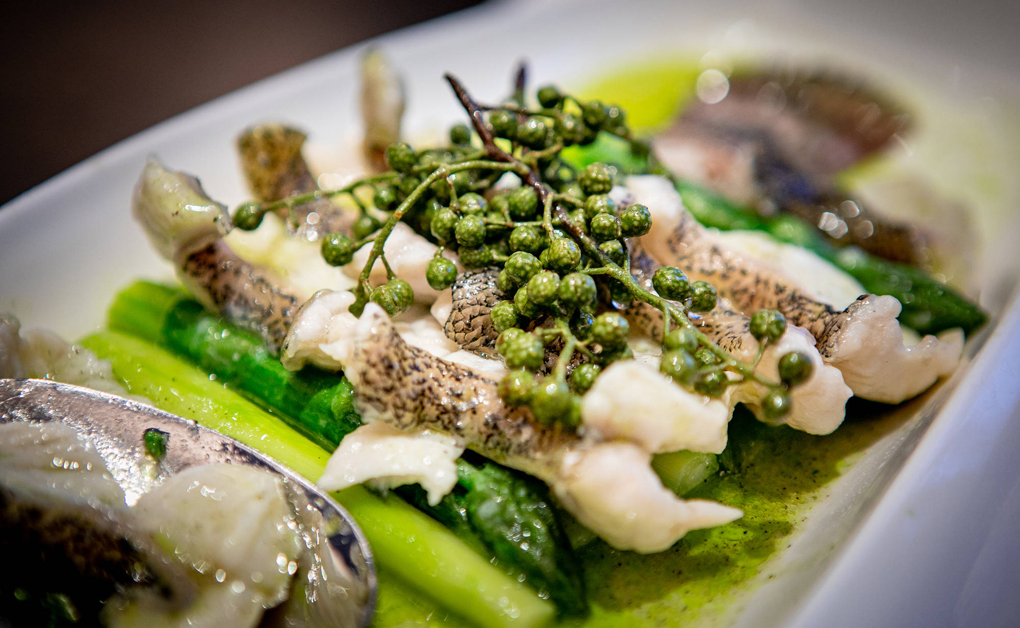 原创贵阳东景希尔顿酒店的中餐大菜,青雅十味,一出手就让我大喊好吃