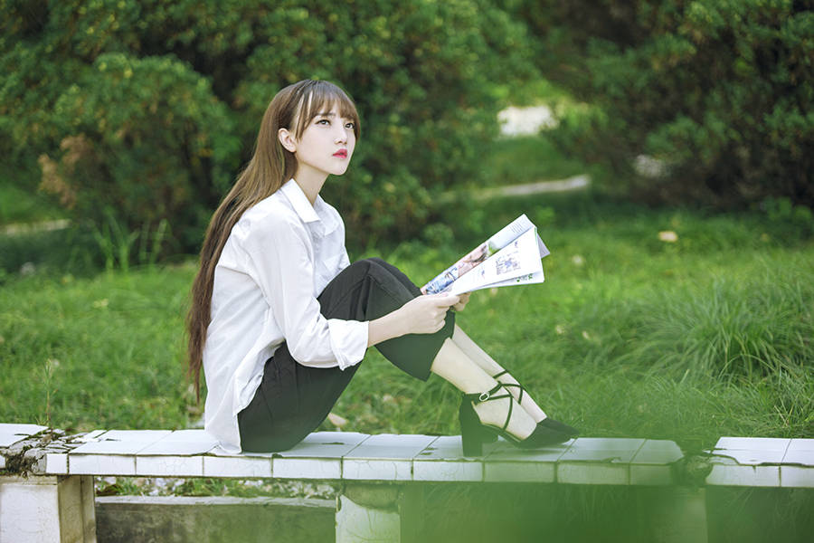 华语女歌手张璐璐曝光一组写真图