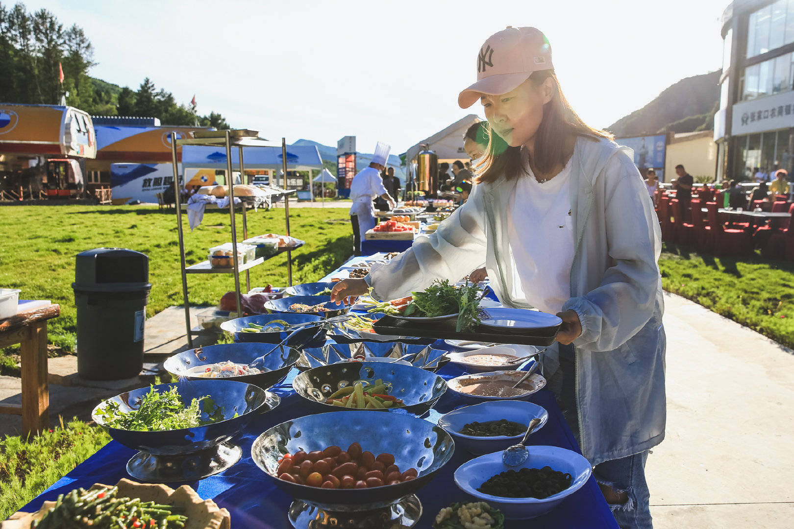 万龙户外bbq,嗨fun盛夏,更有小丑助兴,你确定不来吗?