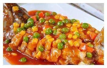 原创美食优选:泡椒炒猪腰,青椒干煸五花肉,酱爆鸡爪,茄汁鲈鱼的做法