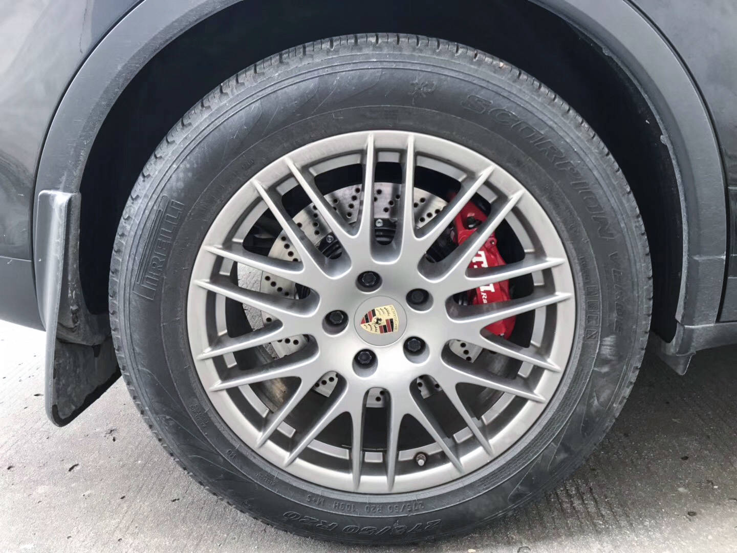 保时捷卡宴升级tei刹车卡钳案例