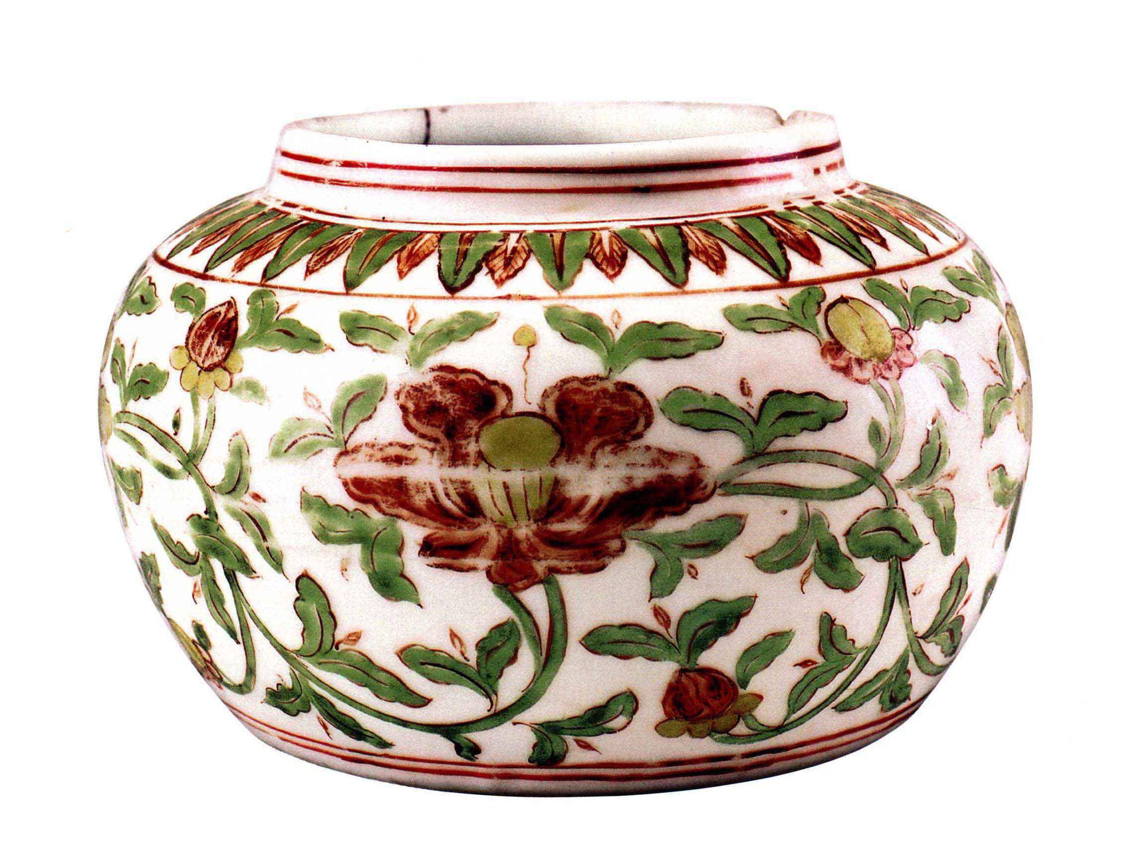 原创中国陶瓷文化,珍贵的斗彩婴戏图杯,仅有两件的五彩缠枝牡丹纹罐