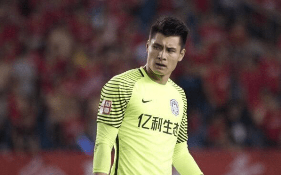 让津门球迷看到了昔日泰达本土最强门将刘云飞的身影