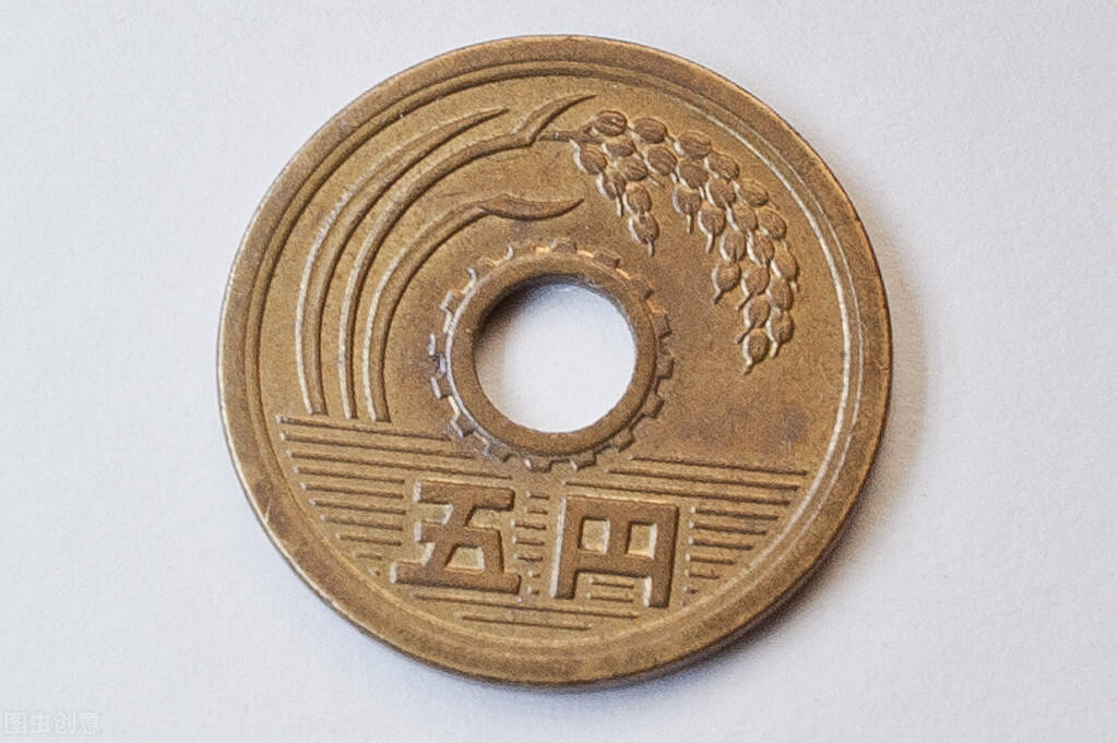 日本各个币值硬币上面的图案你都知道吗?