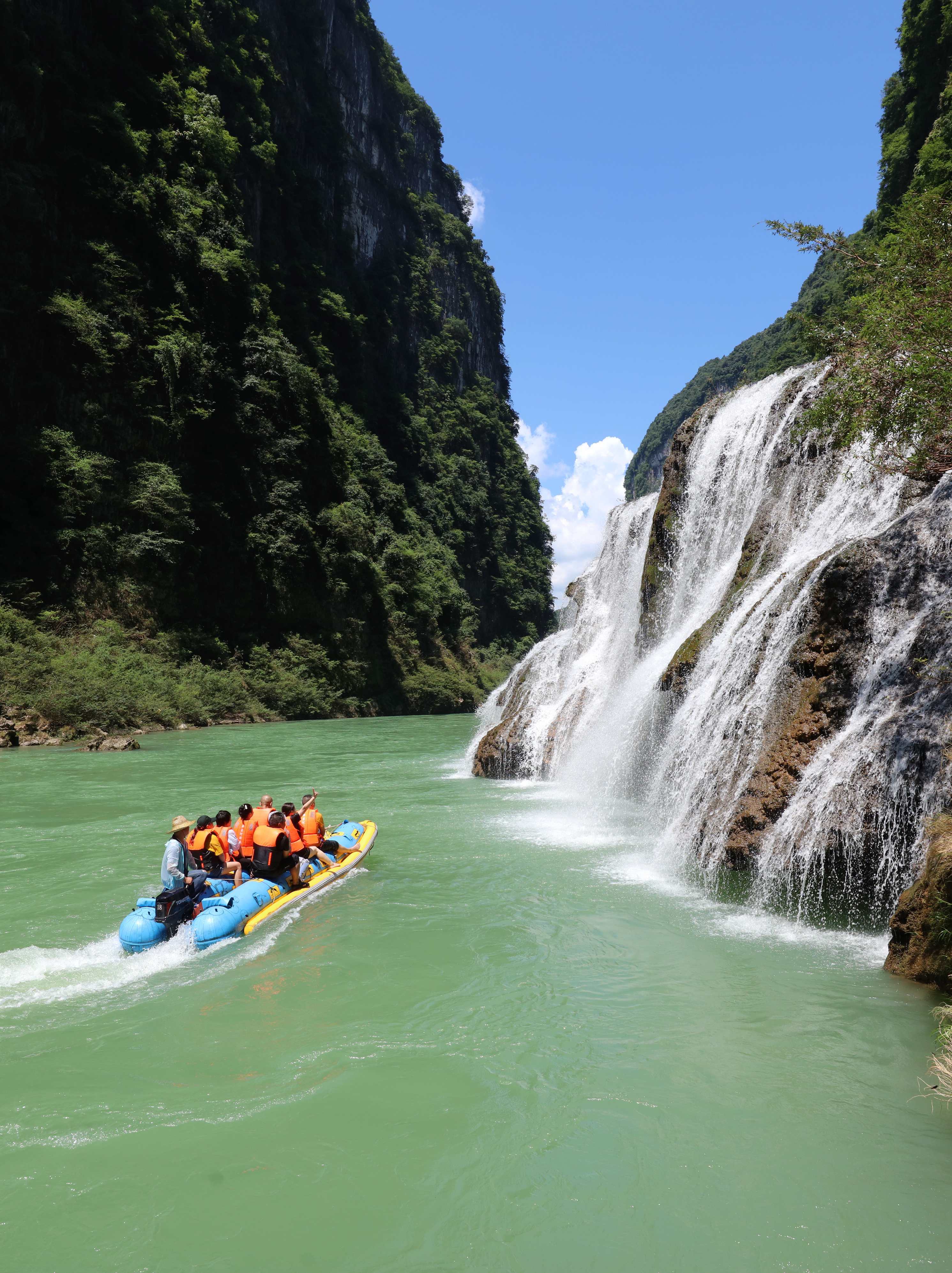 湖南张家界茅岩河景区: 漂流享清凉