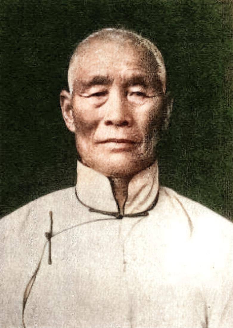 孙耀庭,被称为中国最后一个太监,1916年,虽然清朝已经灭亡,但溥仪仍然
