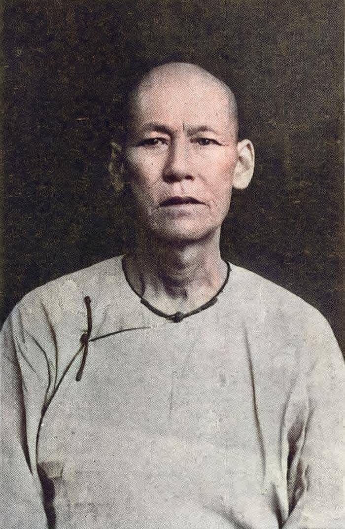 真实的太监老照片,李莲英又黑又丑权倾朝野,连皇帝都不放在眼里