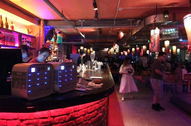 街电独家签约酒吧品牌ellens让都市休闲时光惬意不断电