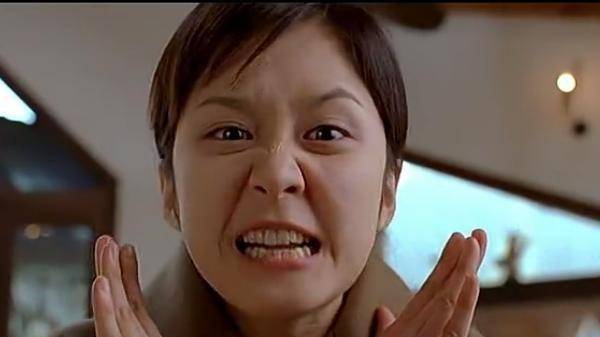 视频图集:韩国演员张娜拉可爱又顽皮,a娃娃脸很开心_电影