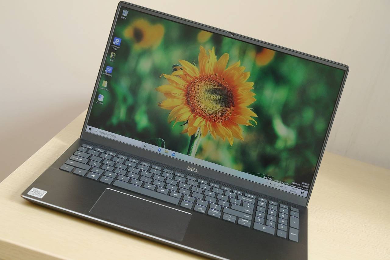 惊艳4k屏戴尔灵越7500体验助力视频创作更高效