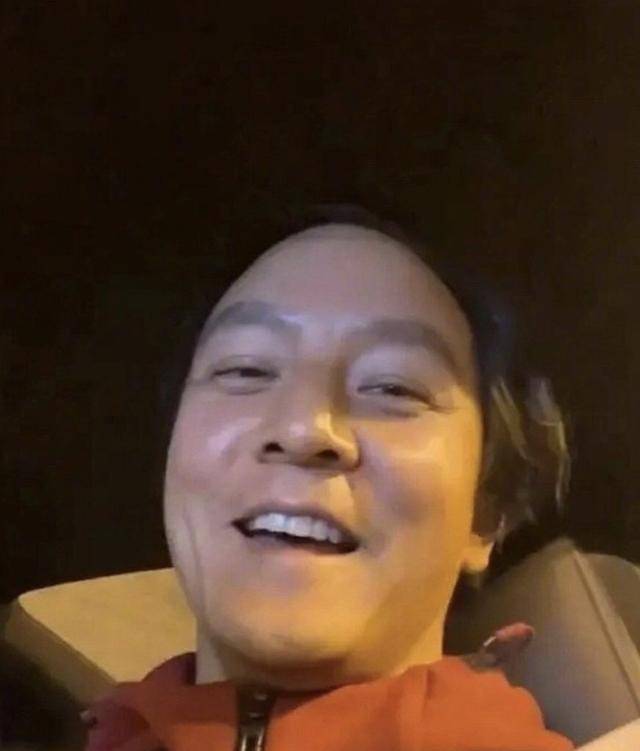 昔日帅哥变帅老头野生吴彦祖秃顶危机高原红粉丝下场回怼