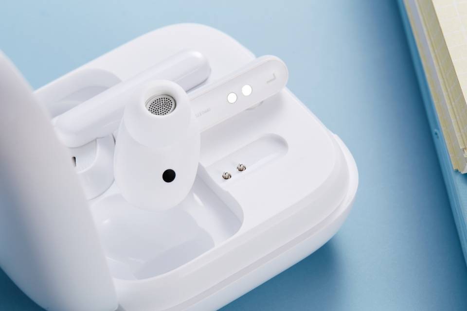 无线耳机少有的高颜值oppoencow51细节图赏