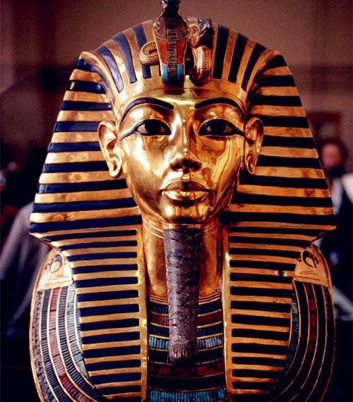 世界未解之谜,埃及法老遗体重见天日,考古人员却接连离奇死亡_图坦卡
