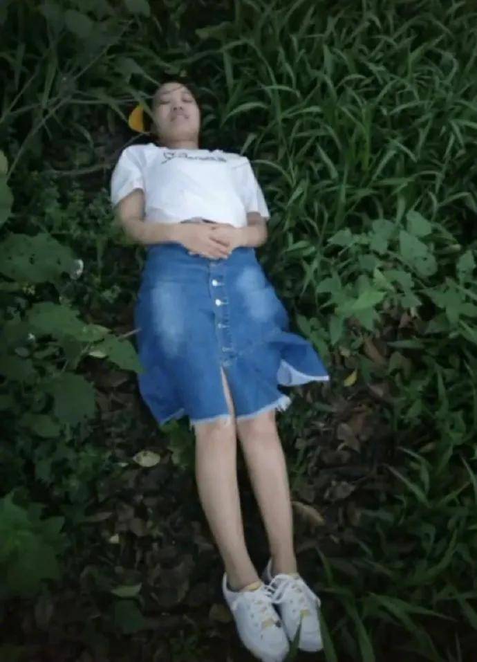 闺蜜拍照技术到底有多差?被拍出灵魂出窍的感觉