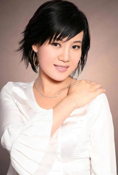 央视女主持, 嫁大16岁富豪却惨遭净身出户, 争遗产与继子法庭见_徐琤