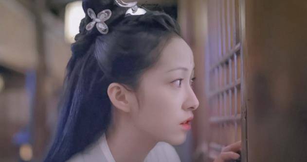 杨肸子琉璃美人煞演绎古灵精怪小银花颜值不输女主