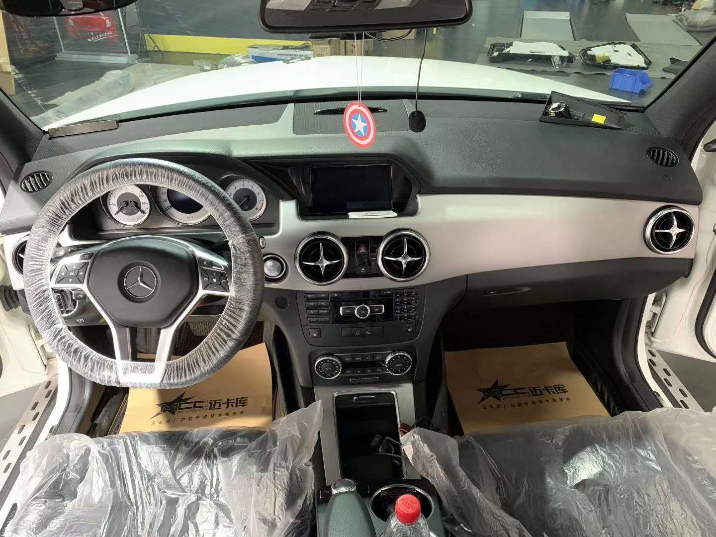 15款奔驰glk 300改装全车岑木内饰,沉稳又大气