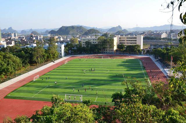 贺州市钟山县钟山中学