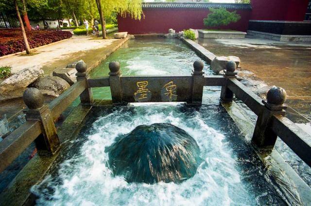 李清照喊你来济南章丘百脉泉赏泉饮酒看铁锅…#家乡好风光