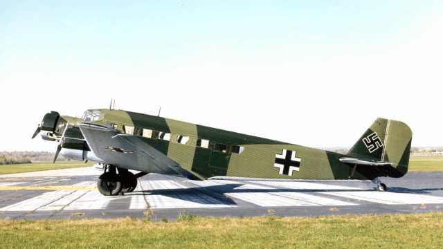 二战德国战机盘点,原料实在短缺,德国人只好用木头制造飞机!