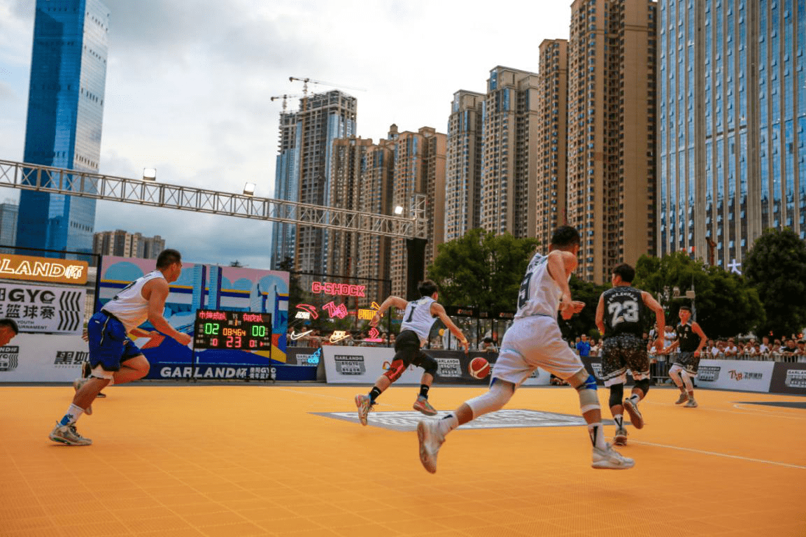 "篮"不住的激情!贵阳gyc青年篮球赛花果园商圈火热来袭