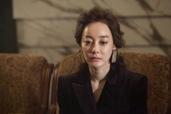 一部限制级韩剧优雅的朋友们不优雅开播就打破收视纪录