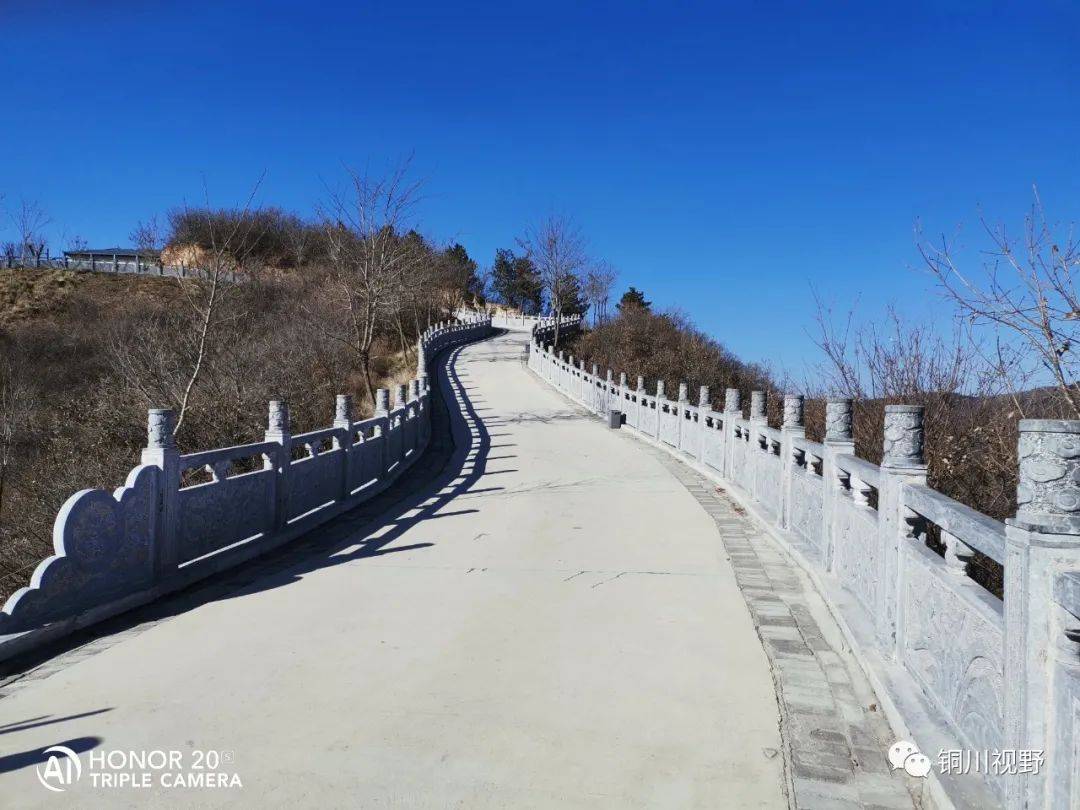 陝西銅川金鎖關石林風景區