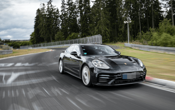 发表前先下马威保时捷4门版911成纽柏林最速主管级房车